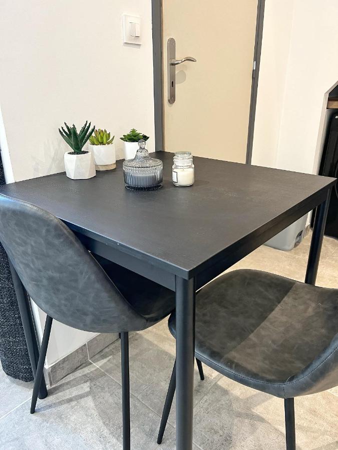 Apartament Pimprenelle Et Nicolas - Proche Ville La Rochelle  Zewnętrze zdjęcie